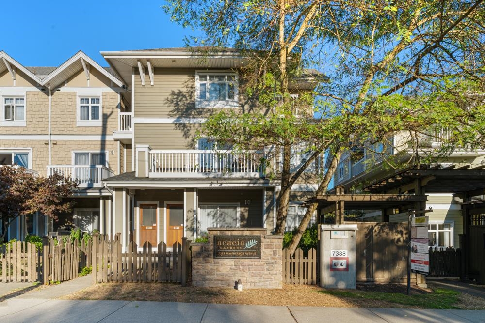 161-7388 Macpherson Avenue, Burnaby, BC, V5J 0A1