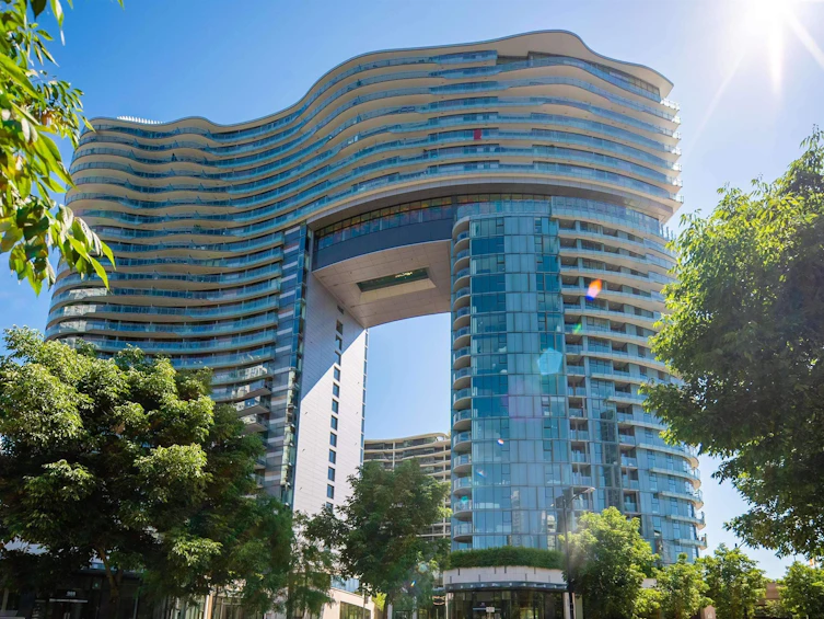 2515-89 Nelson Street, Vancouver, BC, V6Z 0E7