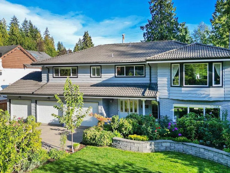 2382 Berkley Avenue, North Vancouver BC V7H 1Z8