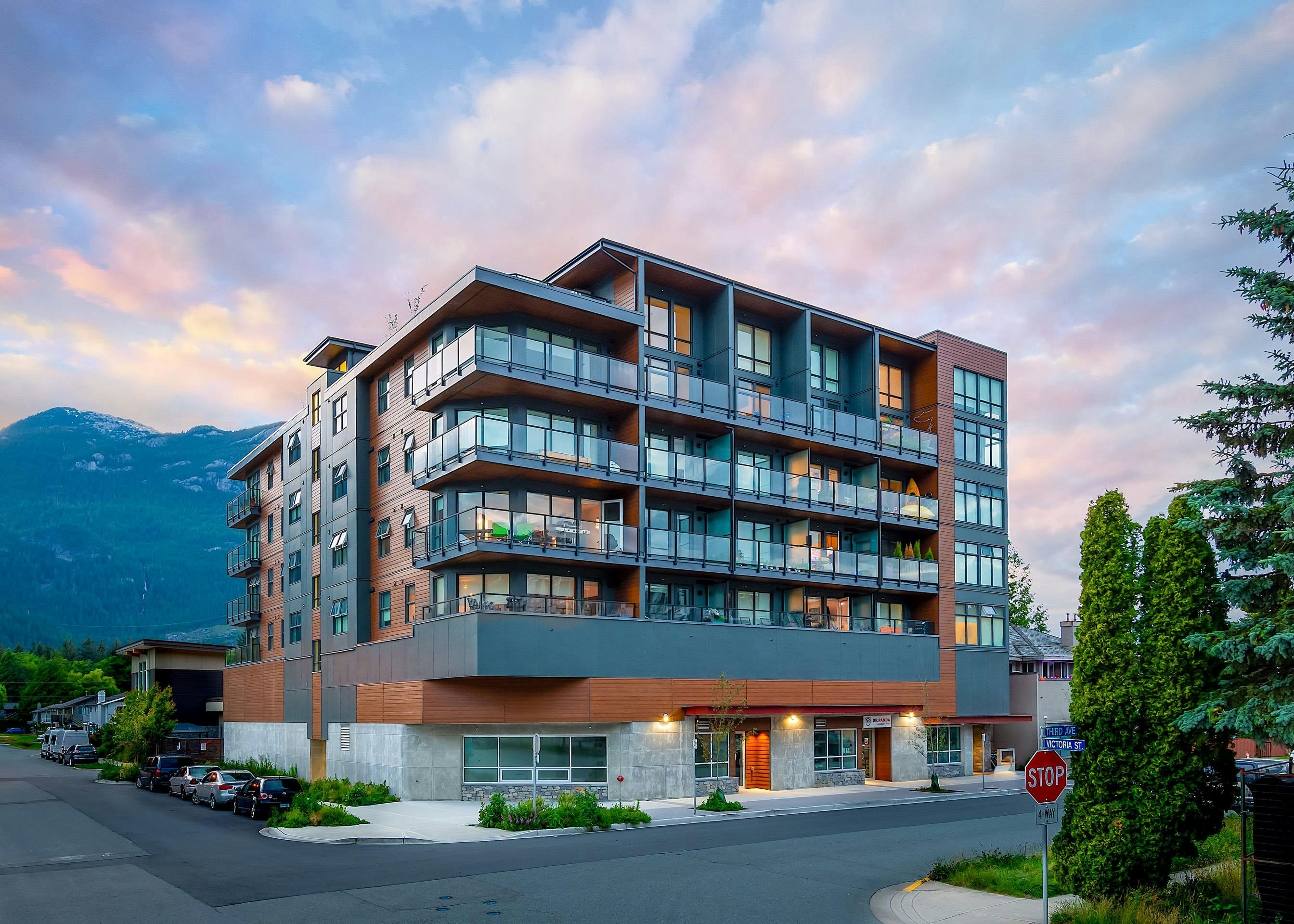 607-38013 Third Avenue, Squamish, BC, V8B 0Z8