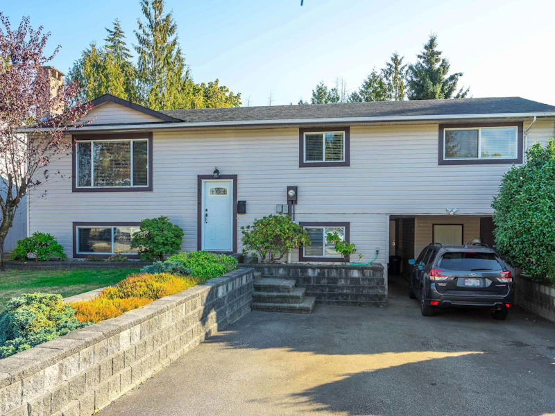 21028 Cook Avenue, Maple Ridge BC V2X 7P8