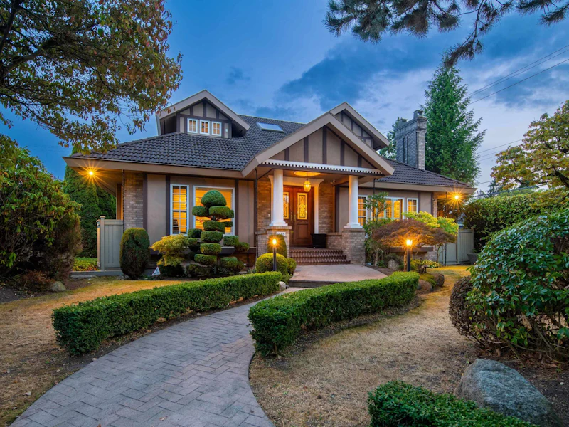1488 W 37th Avenue, Vancouver BC V6M 1M3