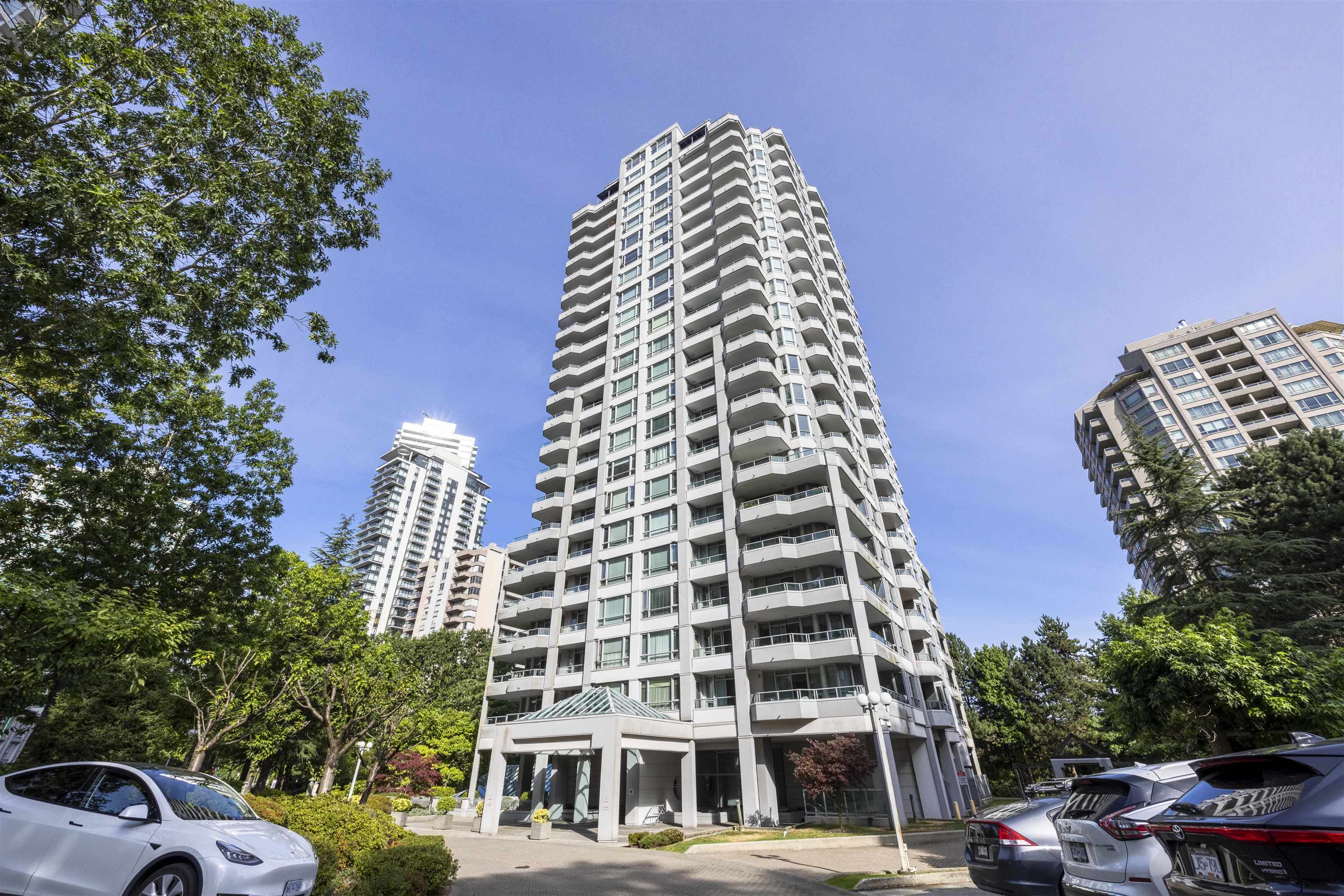 1730-4825 Hazel Street, Burnaby, BC, V5H 4N4