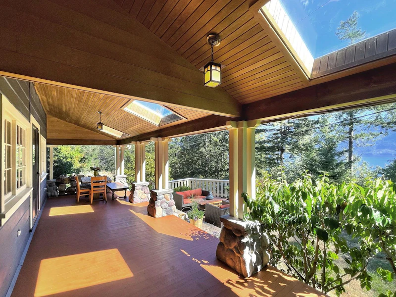 1311 Oceanview Road, Bowen Island BC V0N 1G1