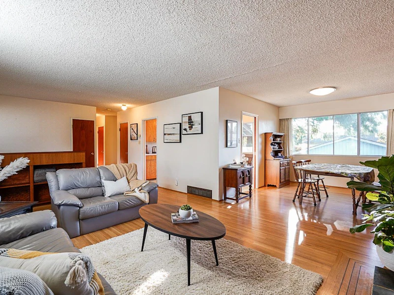 3359 Vincent Street, Port Coquitlam BC V3B 3T5