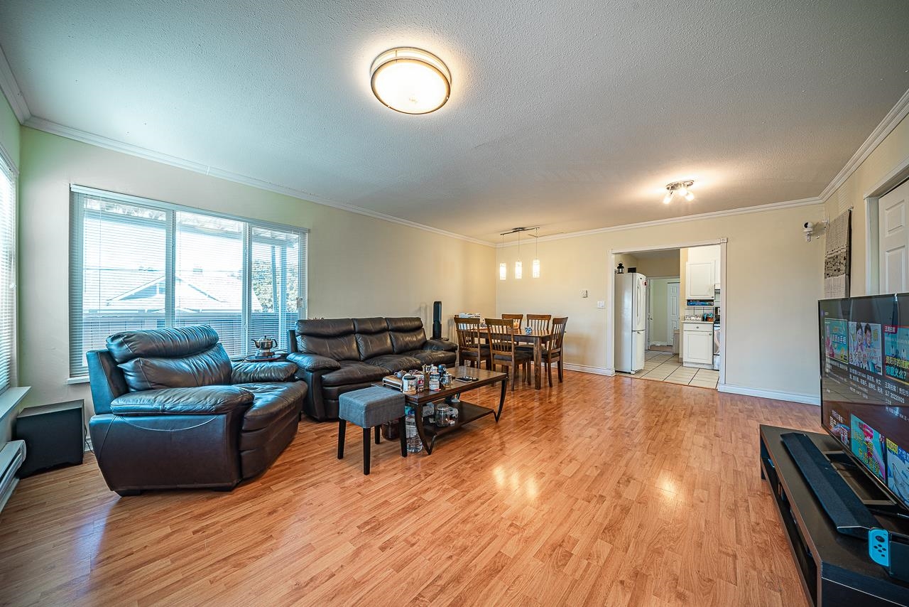 104 Gilmore Avenue, Burnaby, BC, V5C 4P6