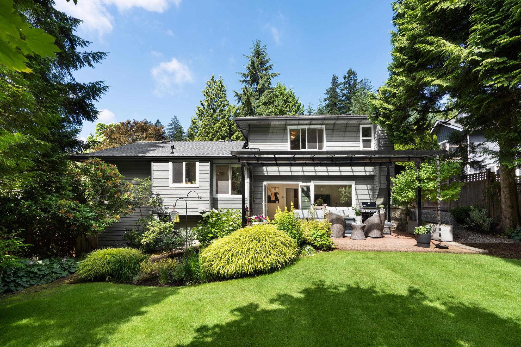 5584 Woodpecker Place, North Vancouver, BC, V7R 4P2