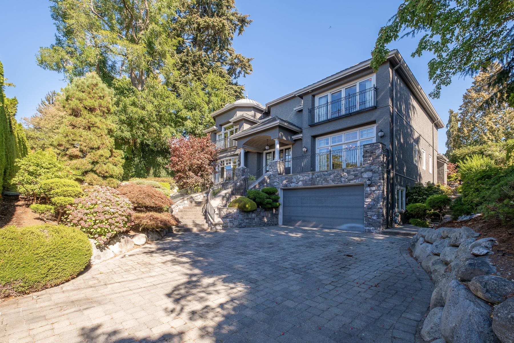 6718 Marine Crescent, Vancouver, BC, V6P 5X3