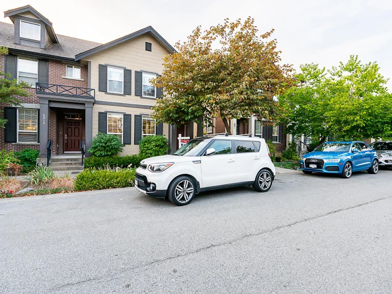 6921 208a Street, Langley BC V2Y 0G1