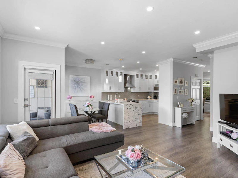 71 - 15037 58th Avenue, Surrey BC V3S 8Z5