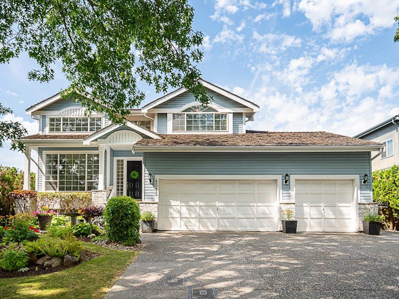4515 221a Street, Langley BC V2Z 1B5