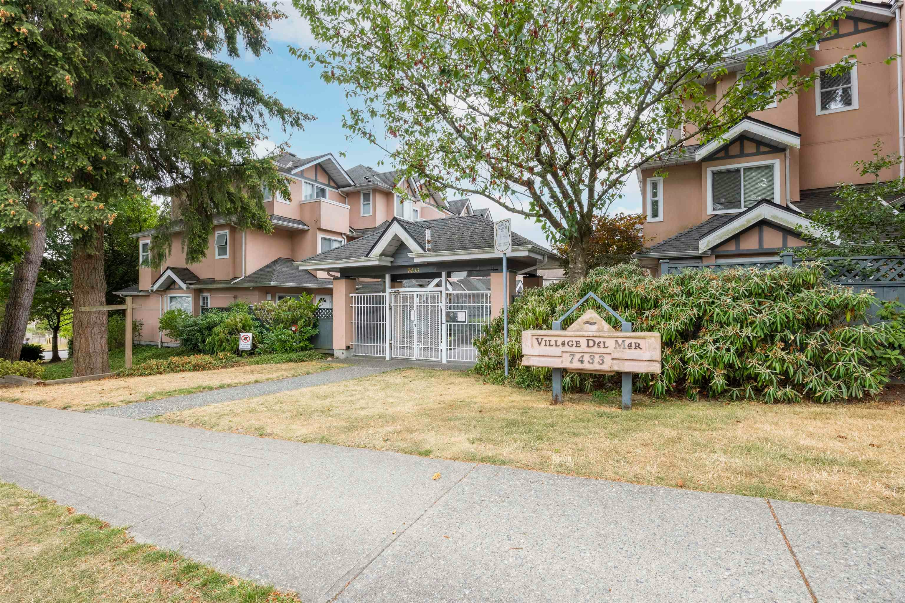 1-7433 16th Street, Burnaby, BC, V3N 4Z5