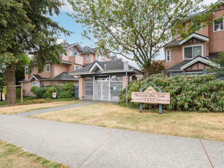 1-7433 16th Street, Burnaby, BC, V3N 4Z5