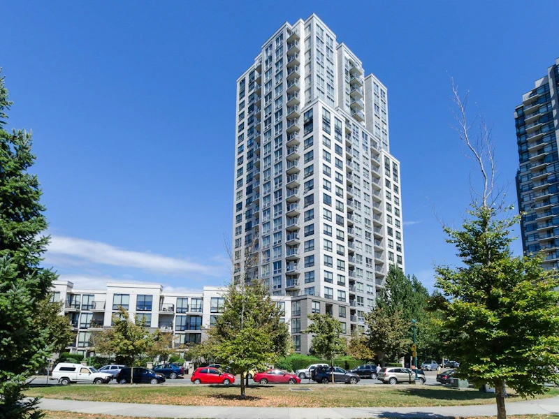 1608 - 3663 Crowley Drive, Vancouver BC V5R 6H4