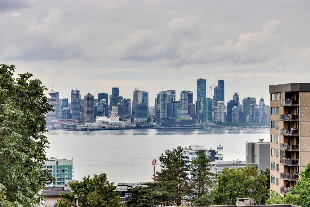 301-123 E Keith Road, North Vancouver, BC, V7L 1V1