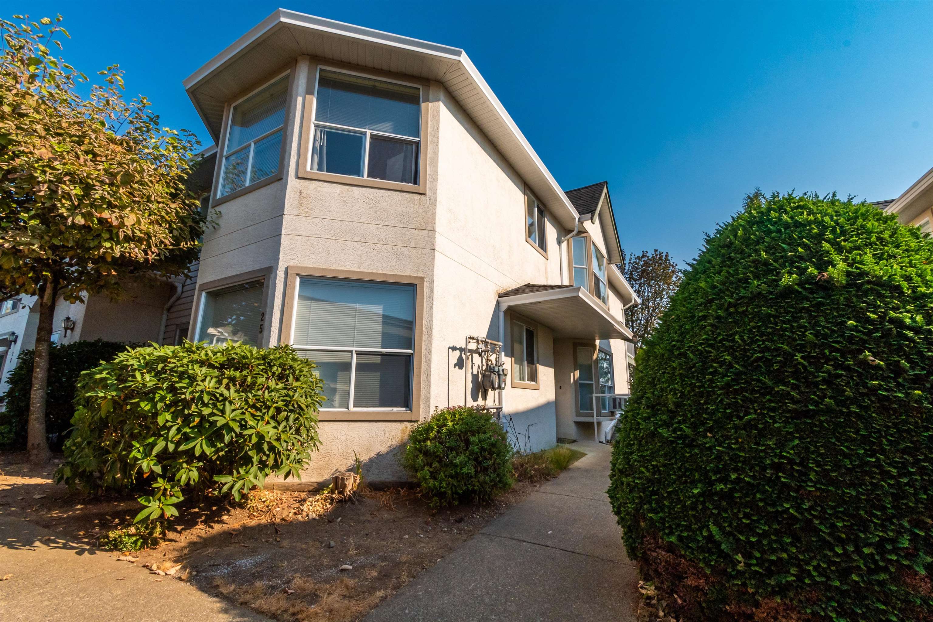 25-3380 Gladwin Road, Abbotsford, BC, V2S 7G1