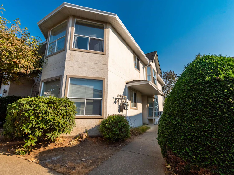 25-3380 Gladwin Road, Abbotsford, BC, V2S 7G1