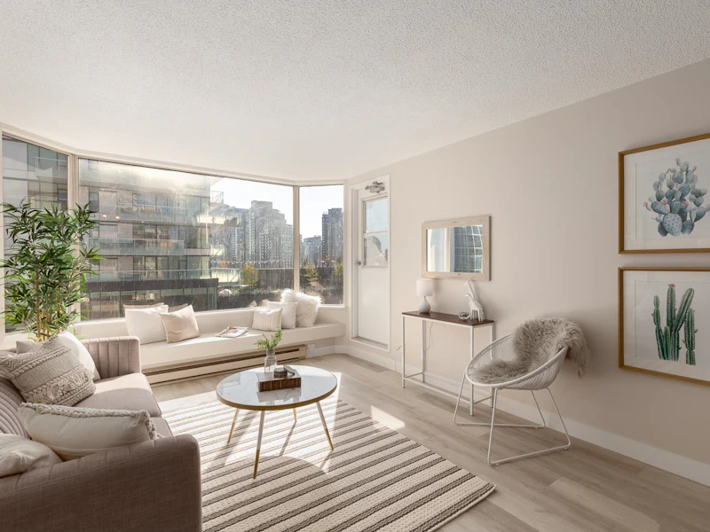 808 - 1330 Hornby Street, Vancouver BC V6Z 1W5