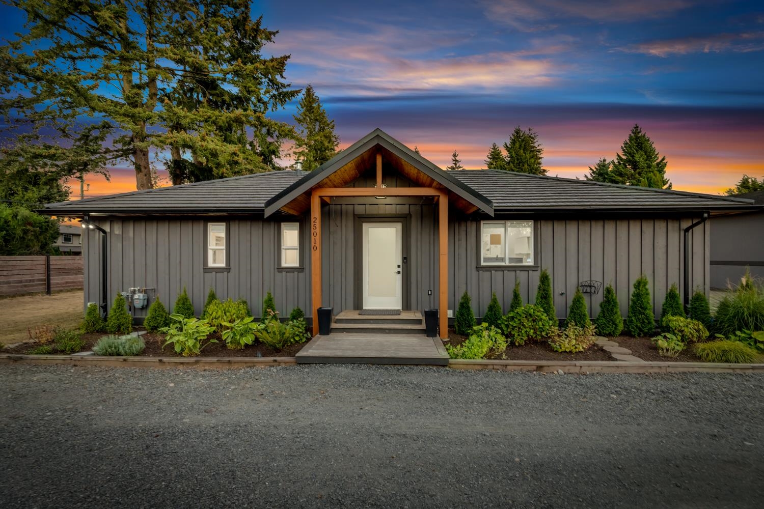 25010 56 Avenue, Langley, BC, V4W 1B2