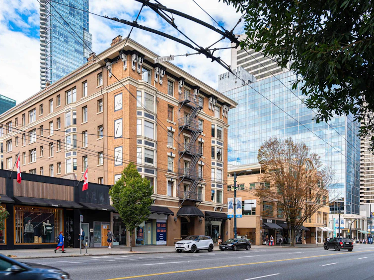 54-777 Burrard Street, Vancouver, BC, V6Z 1X7
