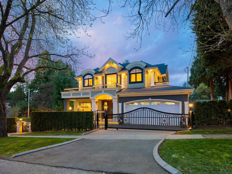 6487 Mccleery Street, Vancouver BC V6N 1G5