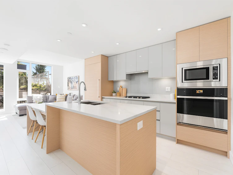202-3538 Sawmill Crescent, Vancouver, BC, V5S 0J8