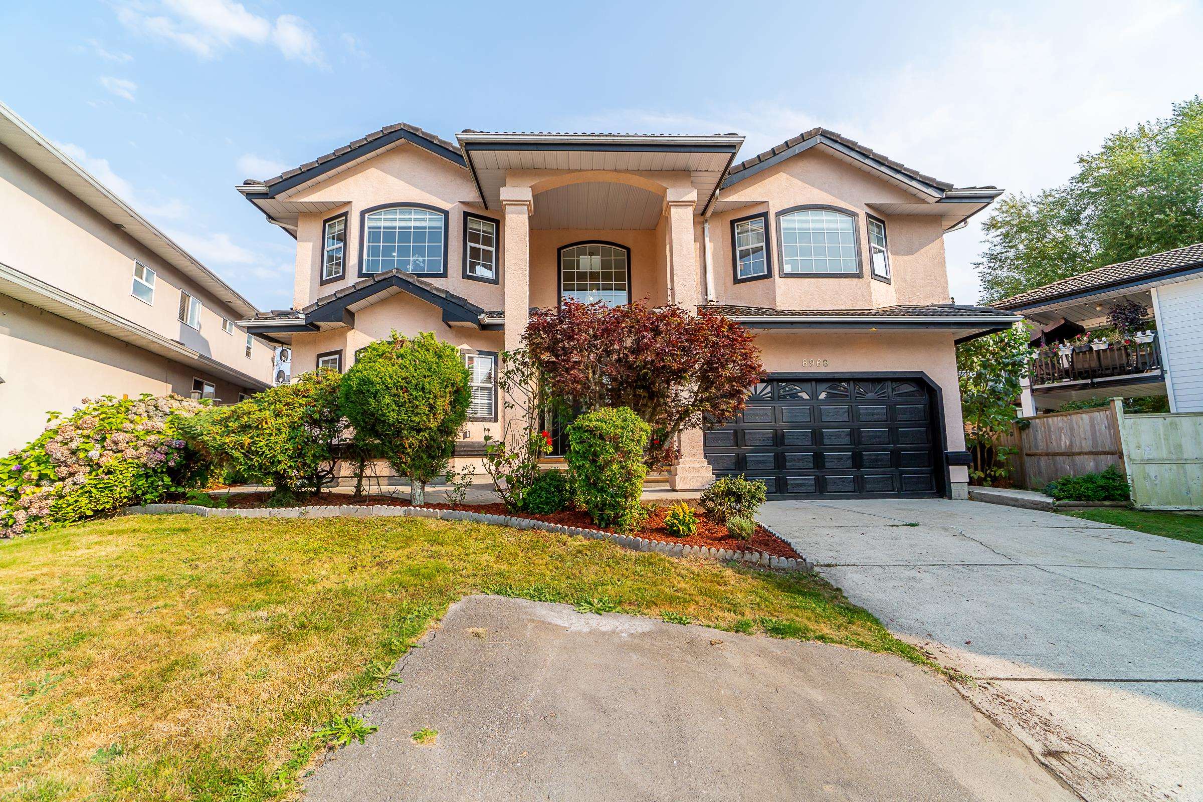 8968 140a Street, Surrey, BC, V3V 7Z6