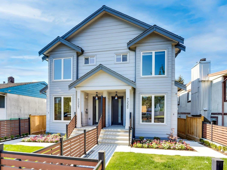 7225 Victoria Drive, Vancouver, BC, V5P 3Z2