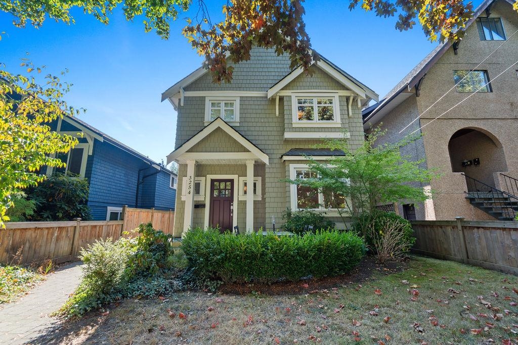 3254 W 6th Avenue, Vancouver, BC, V6K 1X8