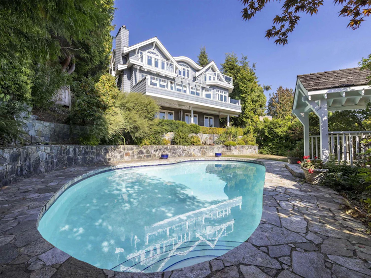 868 Younette Drive, West Vancouver, BC, V7T 1S9