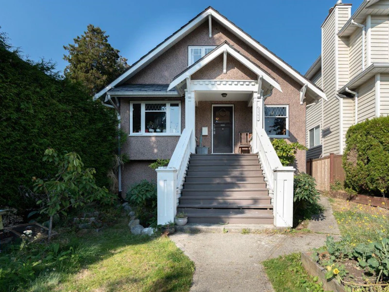 3563 W 32nd Avenue, Vancouver BC V6S 1Z1