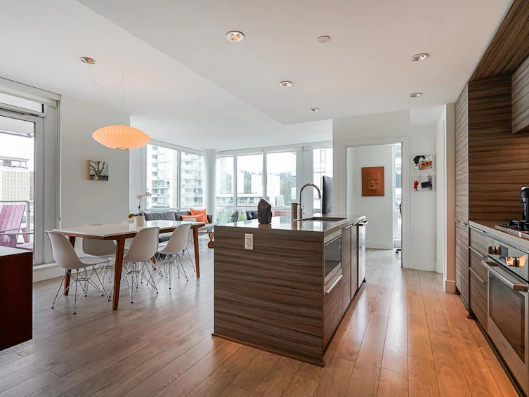 508-1550 Fern Street, North Vancouver, BC, V7J 0A9