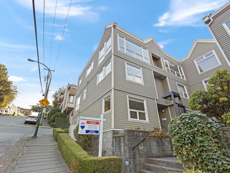 2219 Alder Street, Vancouver, BC, V6H 2R8