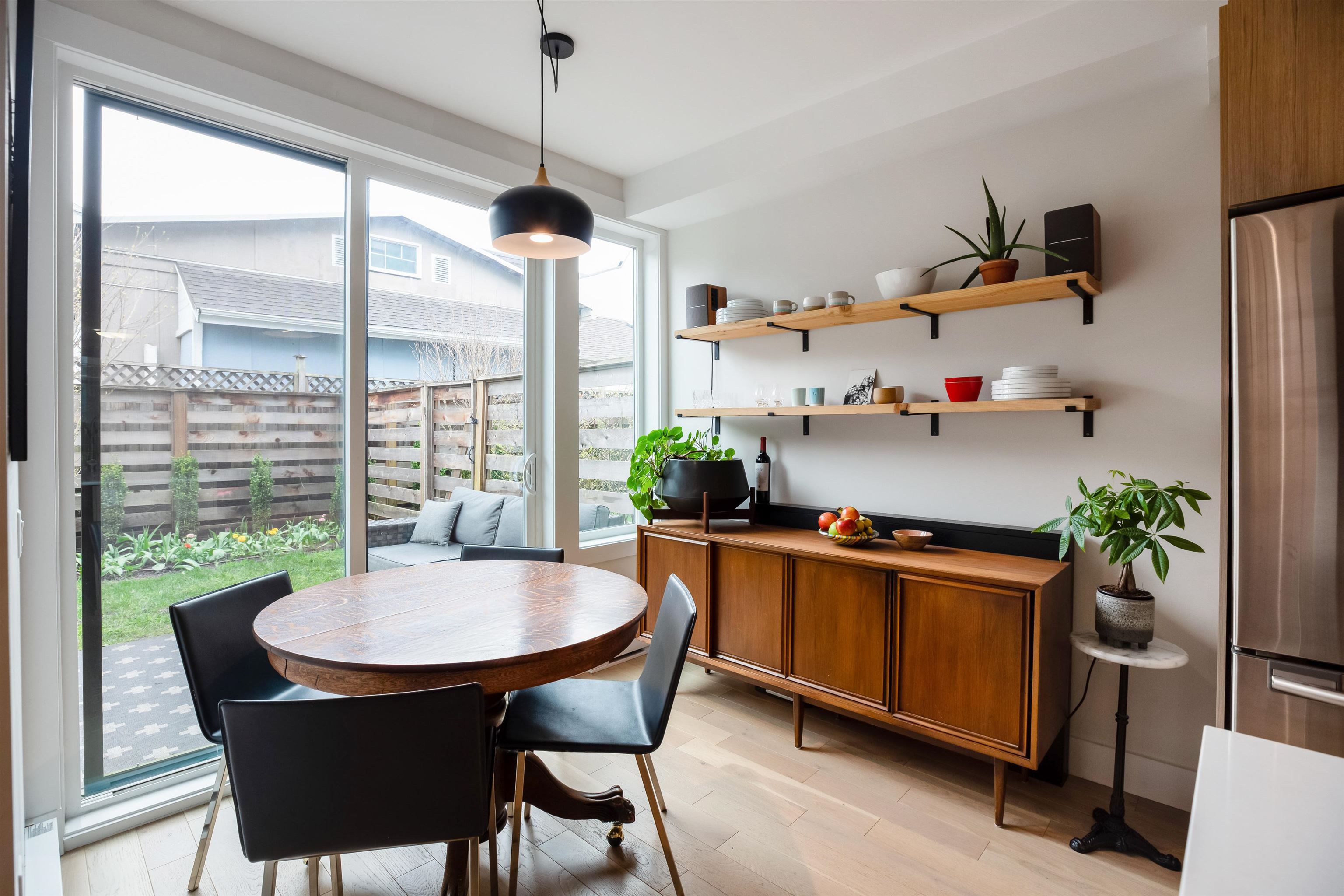 15-531 E 16th Avenue, Vancouver, BC, V5T 2V1