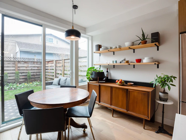 15-531 E 16th Avenue, Vancouver, BC, V5T 2V1