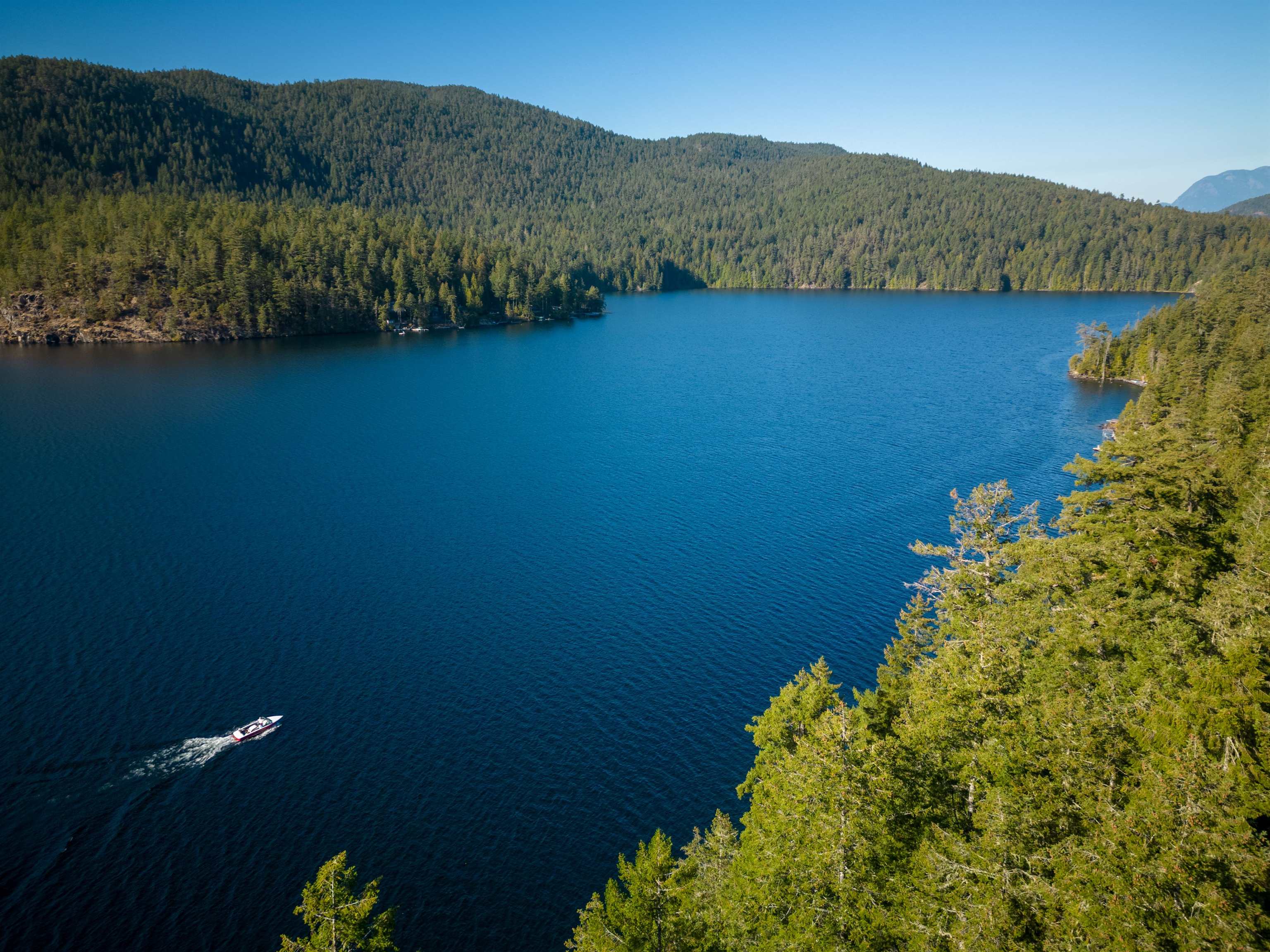 8444 West Sakinaw Lakeshore Way, Pender Harbour Egmont, BC, V0N 2H1