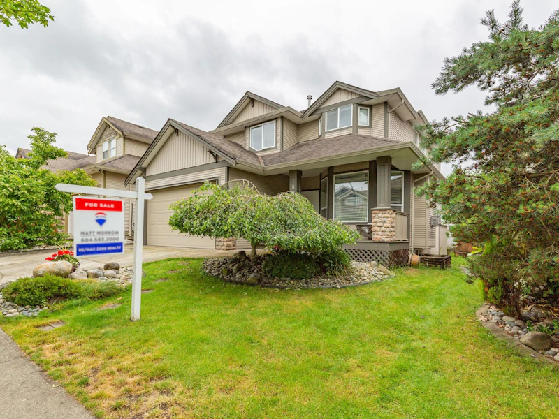 18964 69th Avenue, Surrey BC V4N 5K1