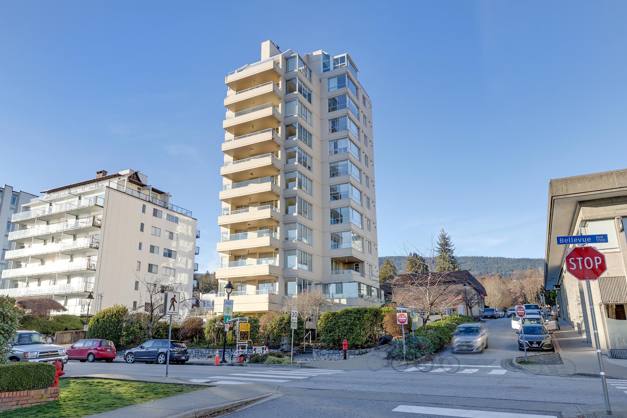 200-1819 Bellevue Avenue, West Vancouver, BC, V7V 1B2