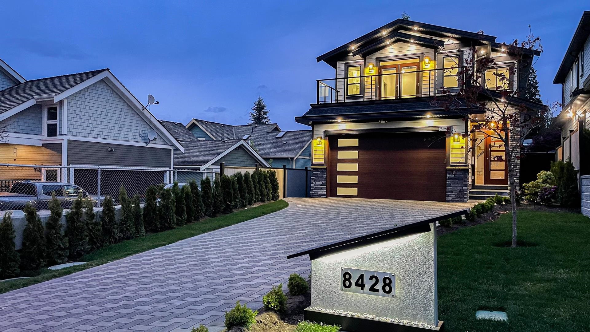 8428 Centre Street, Delta, BC, V4C 3X4