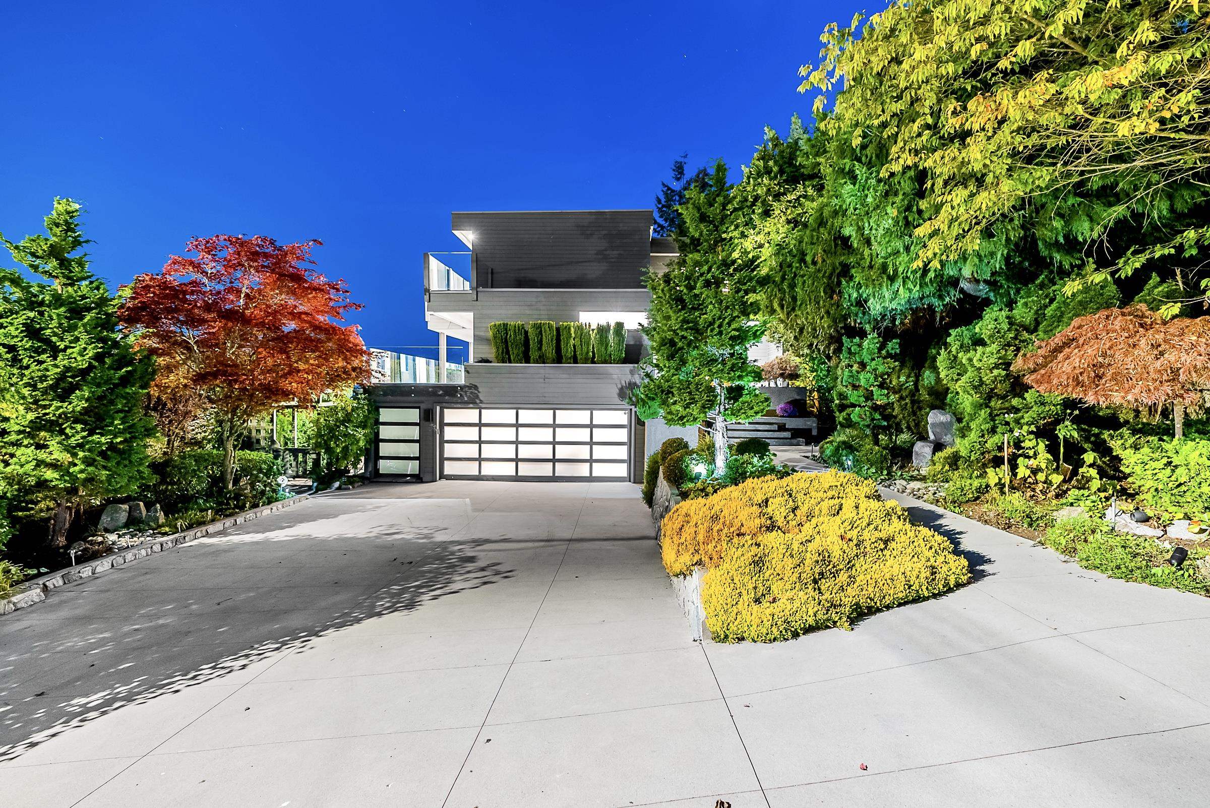 875 Aubeneau Crescent, West Vancouver, BC, V7T 1T4