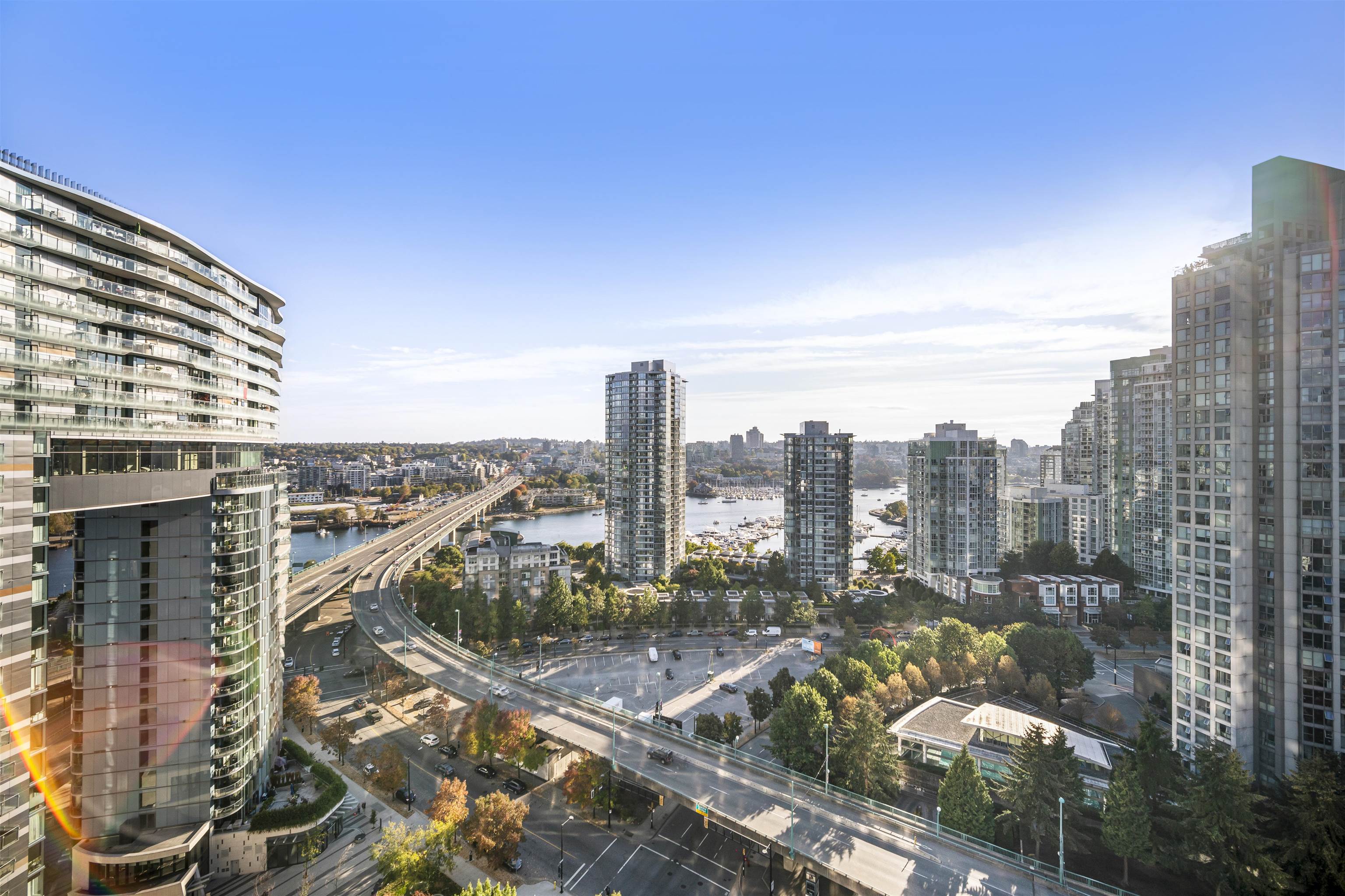 2611-939 Expo Boulevard, Vancouver, BC, V6Z 3G7