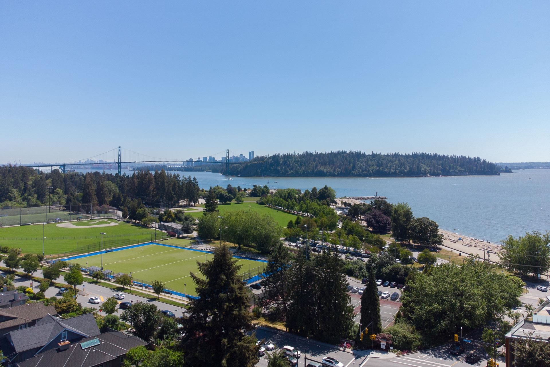 602-475 13th Street, West Vancouver, BC, V7T 2N7
