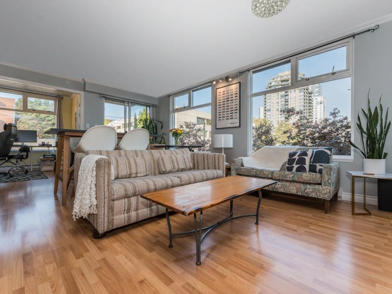 304 - 720 Carnarvon Street, New Westminster BC V3M 6S2