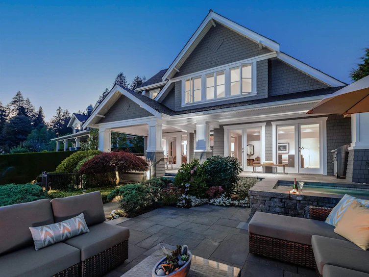 2813 Bellevue Avenue, West Vancouver, BC, V7V 1E7