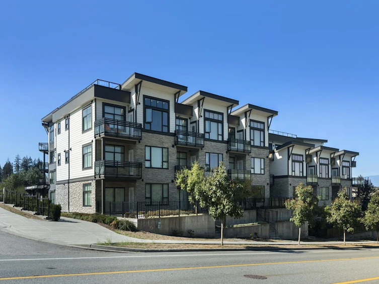 202-9983 E Barnston Drive, Surrey, BC, V4N 6T3