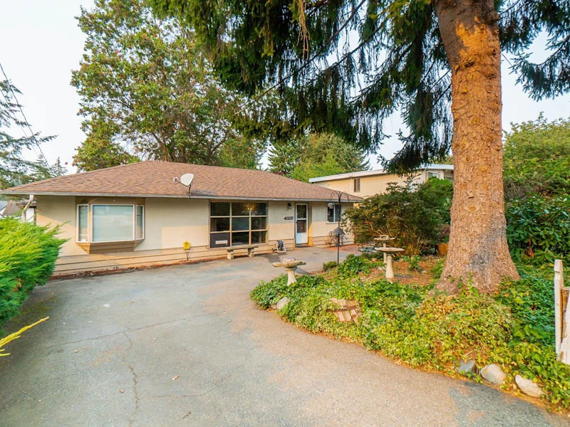 10145 144a Street, Surrey BC V3R 3P7