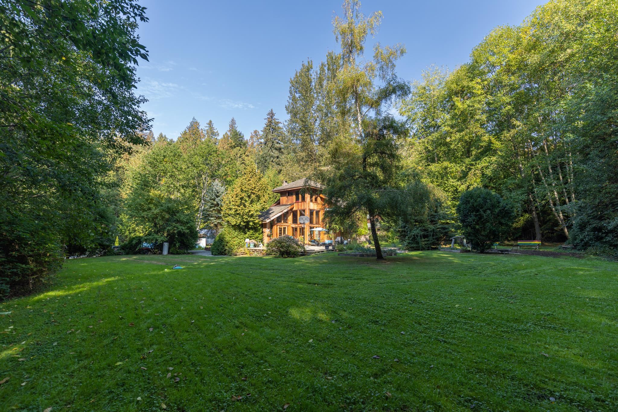 2-3776 Sunshine Coast Highway, Roberts Creek, BC, V0N 2W1 - 2