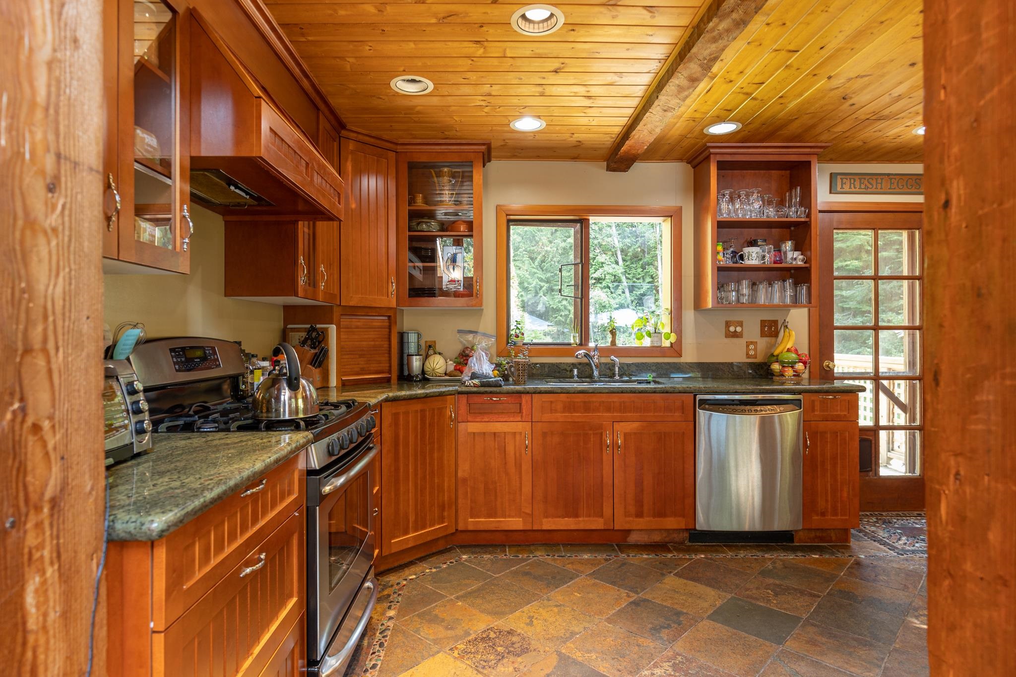 2-3776 Sunshine Coast Highway, Roberts Creek, BC, V0N 2W1 - 10