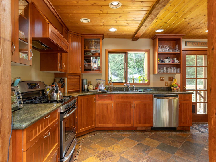 2-3776 Sunshine Coast Highway, Roberts Creek, BC, V0N 2W1 - 10
