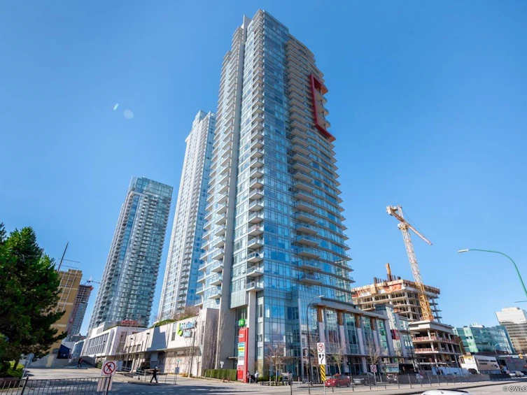 910-4688 Kingsway, Burnaby, BC, V5H 0E9
